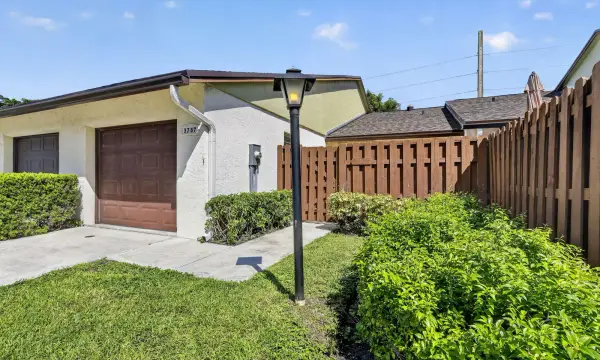 3787 Coco Loba Lane, Boynton Beach, FL 33436