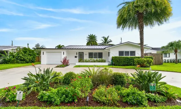1970 NE 32nd Street, Lighthouse Point, FL 33064