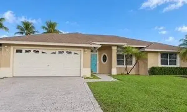 197 Monterey Way, Royal Palm Beach, FL 33411