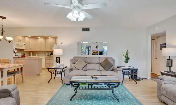 3561 Tall Pine Way B-1, Greenacres, FL 33463