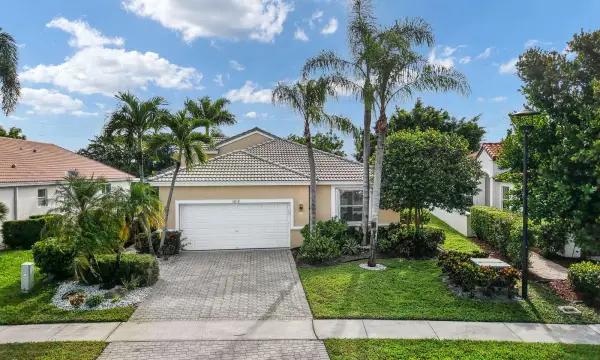18718 Sea Turtle Lane, Boca Raton, FL 33498