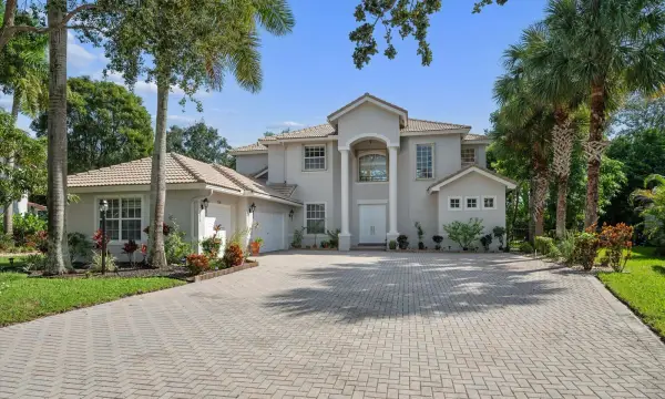 7248 NW 108th Avenue, Parkland, FL 33076