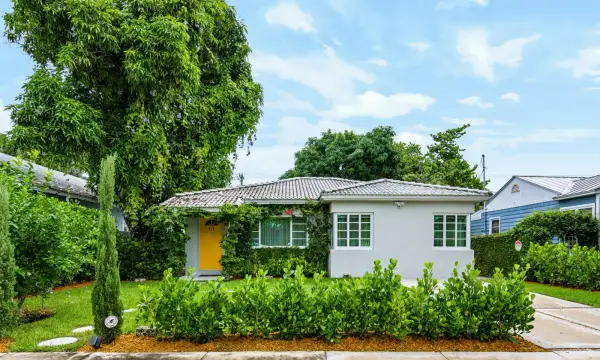 910 N M Street, Lake Worth Beach, FL 33460
