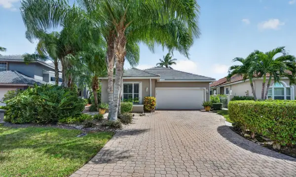 17220 Hampton Boulevard, Boca Raton, FL 33496