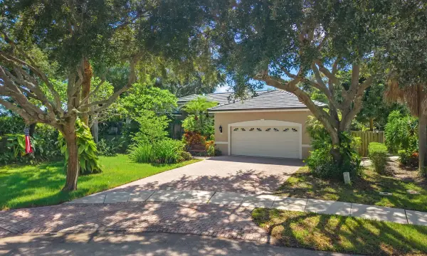 4560 S Barwick Ranch Circle, Delray Beach, FL 33445