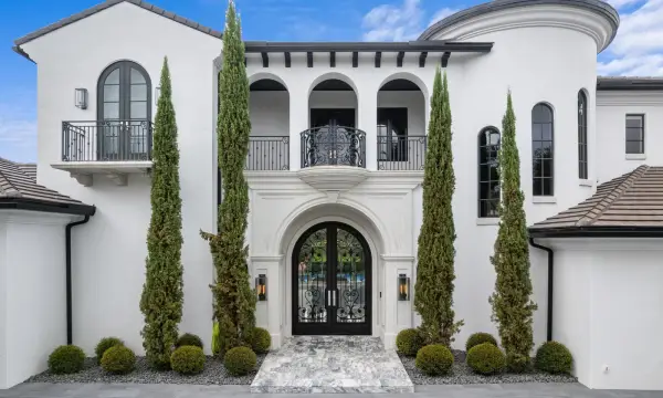 111 Via Palacio, Palm Beach Gardens, FL 33418
