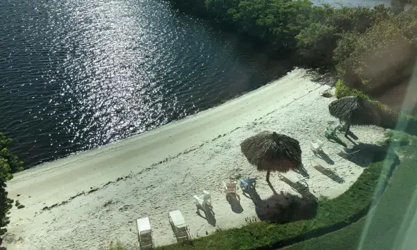 100 Scotia Drive 203, Hypoluxo, FL 33462