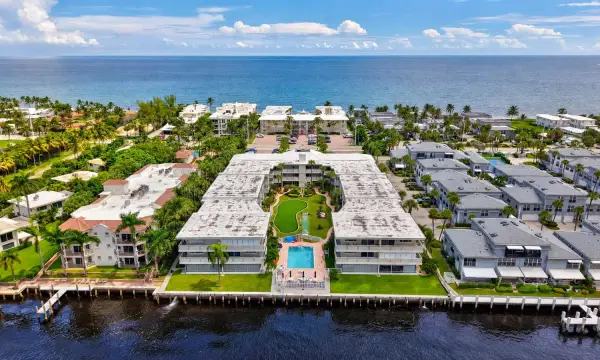 1198 Hillsboro Mile 210, Hillsboro Beach, FL 33062