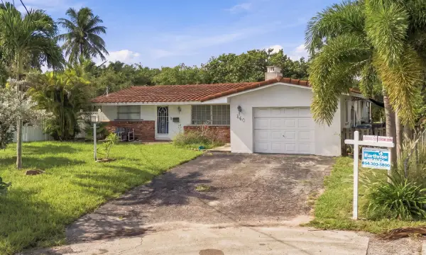 460 SW 18th Court SW, Pompano Beach, FL 33060