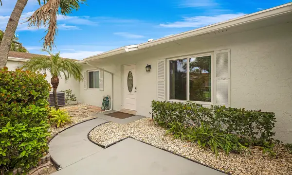 14726 Wildflower Lane, Delray Beach, FL 33446