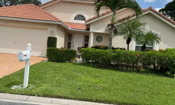 2519 Egret Lake Drive, Greenacres, FL 33413