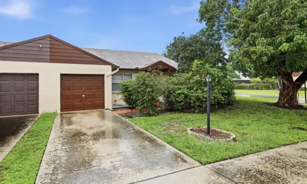 8501 Blue Cypress Drive, Lake Worth, FL 33467