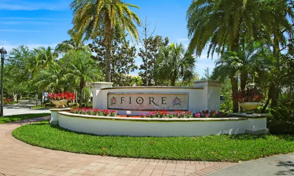 4308 Myrtlewood Circle E, Palm Beach Gardens, FL 33418