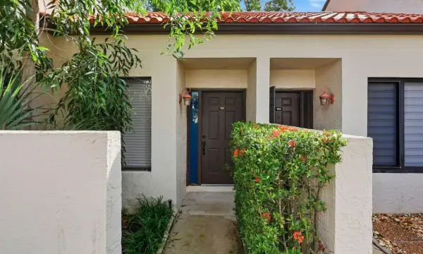 22 Via De Casas Sur 102, Boynton Beach, FL 33426