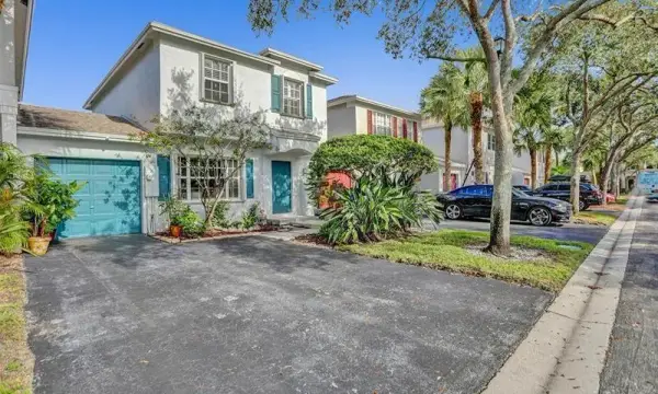 6003 Harbor Isle Way 495, Tamarac, FL 33321