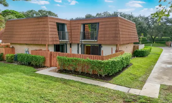 108 Heritage Way, West Palm Beach, FL 33407