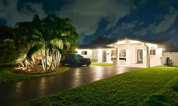 613 NE 25th Avenue, Pompano Beach, FL 33062