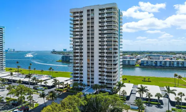 123 Lakeshore Drive 1544, North Palm Beach, FL 33408