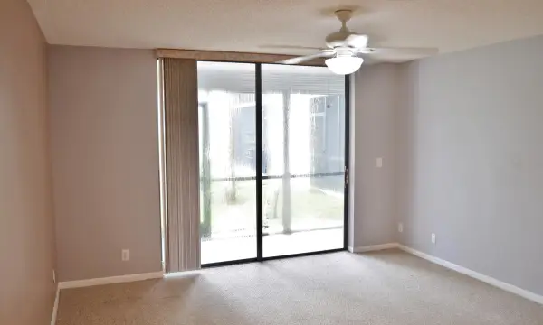 5130 Las Verdes Circle 121, Delray Beach, FL 33484