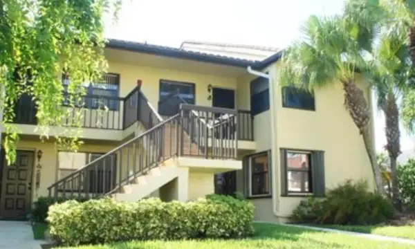 4699 Lucerne Lakes Boulevard E 203, Lake Worth, FL 33467