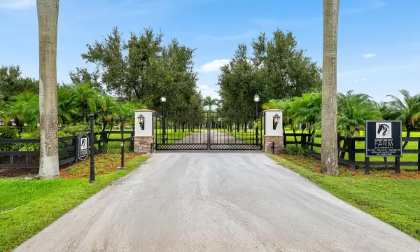 16155 Norris Road, Wellington, FL 33470
