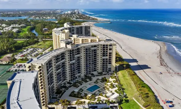 200 Ocean Trail Way T7, Jupiter, FL 33477