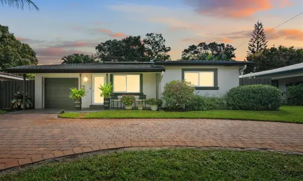 Address Withheld, Oakland Park, FL 33334