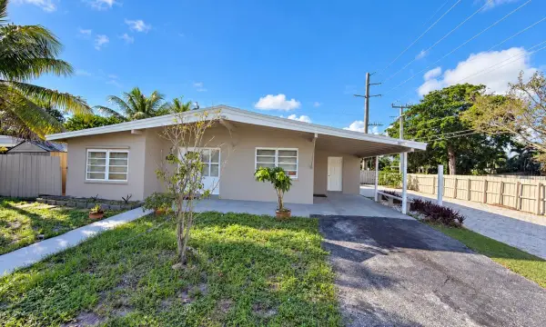 1500 NE 42nd Court, Pompano Beach, FL 33064