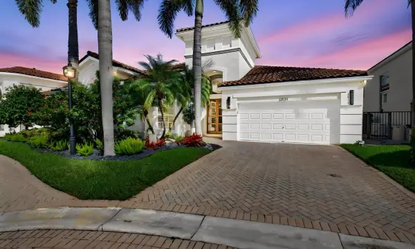 6531 Somerset Circle, Boca Raton, FL 33496