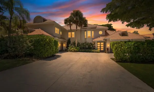 11821 Pebblewood Drive, Wellington, FL 33414