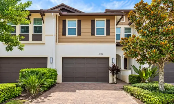 4920 Pointe Midtown Way, Palm Beach Gardens, FL 33418