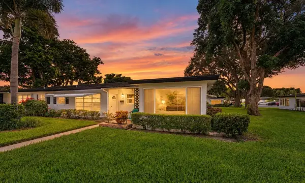572 High Point Drive D, Delray Beach, FL 33445