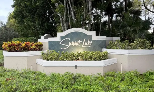 804 Summit Lake Drive, West Palm Beach, FL 33406