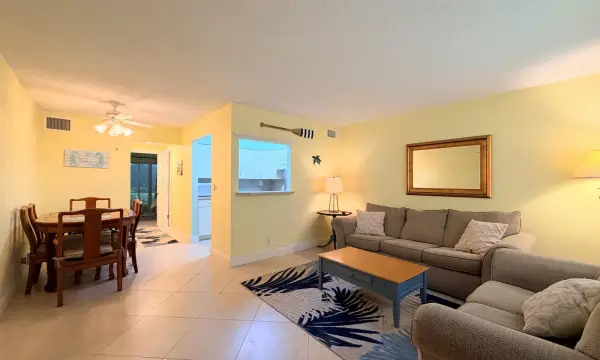 240 Horizons W 107, Boynton Beach, FL 33435