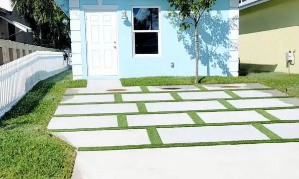 4595 Cambridge Street, Lake Worth Beach, FL 33463