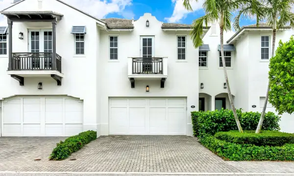 918 St George Boulevard, Delray Beach, FL 33483