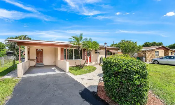 740 Caroline Avenue, West Palm Beach, FL 33413