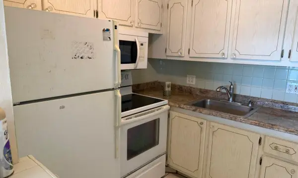 332 Dover B, West Palm Beach, FL 33417