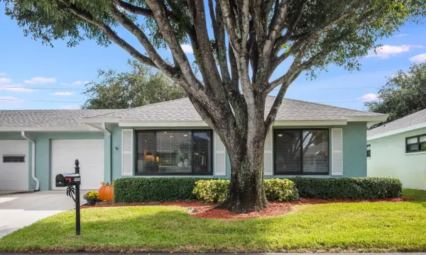 4240 Mango Tree Court B, Boynton Beach, FL 33436