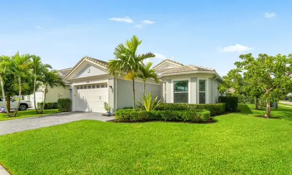 15751 Hummingbird Lane, Westlake, FL 33470