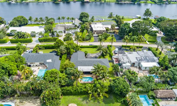 7315 W Lake Drive, West Palm Beach, FL 33406