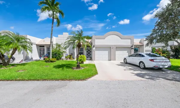 9095 Flynn Circle 2, Boca Raton, FL 33496