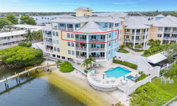 309 E Ocean Avenue 304, Lantana, FL 33462