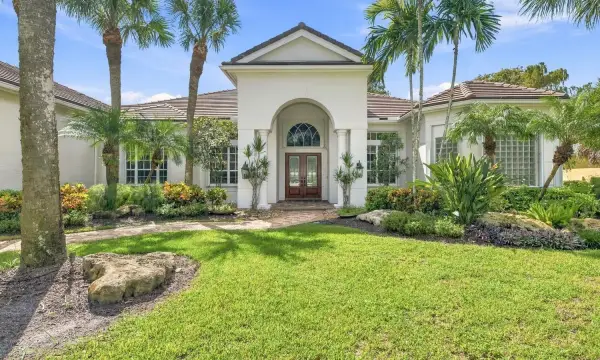 17104 Gulf Pine Circle, Wellington, FL 33414