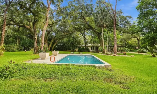 1549 SW 30th Place, Fort Lauderdale, FL 33315