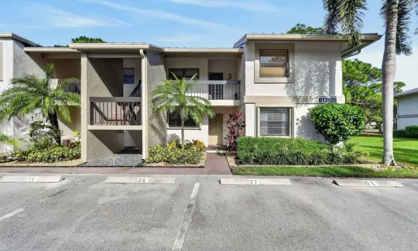 12926 Briarlake Drive 104b, Palm Beach Gardens, FL 33418