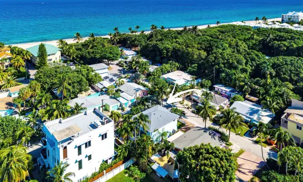 15 East Avenue, Boynton Beach, FL 33435