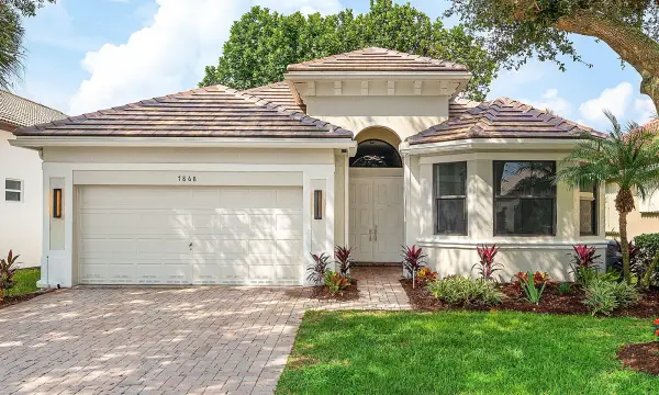 7868 Monarch Court, Delray Beach, FL 33446