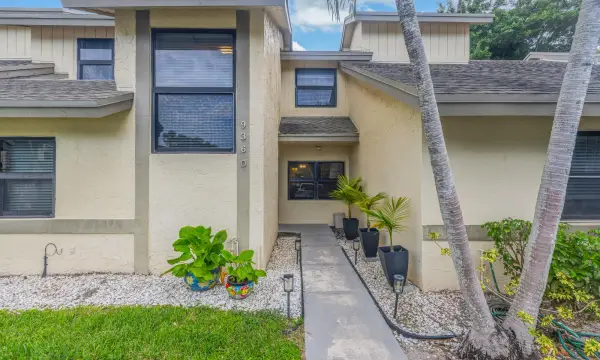 9360 Ketay Circle, Boca Raton, FL 33428