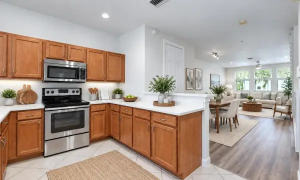 430 Amador Lane 6, West Palm Beach, FL 33401